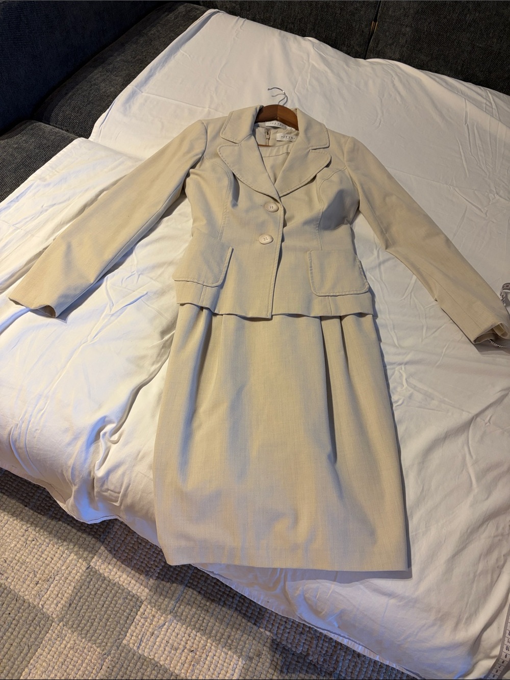Iris Setlakwe Cream Tailored Two-Piece dress Suit